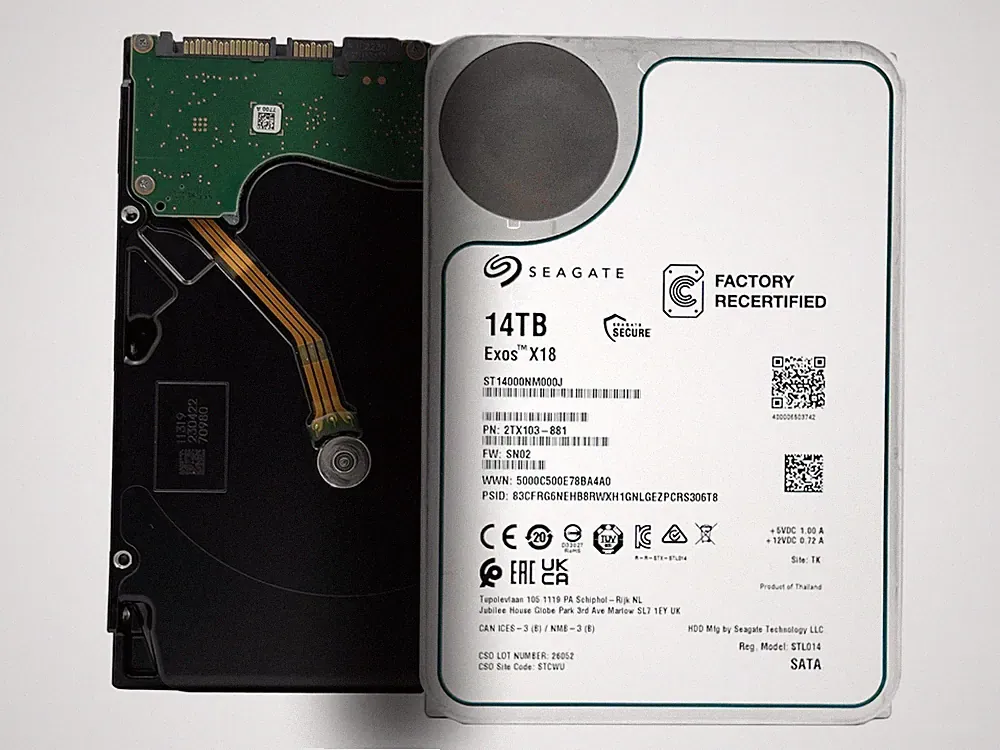 Seagate Exos X18 14TB ST14000NM000J 256MB SATA 6Gb/s 3.5" Enterprise Hard Drive